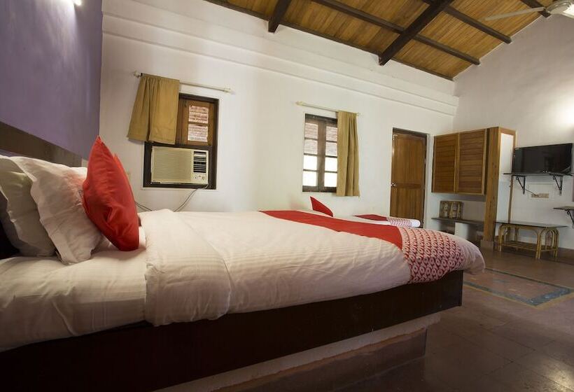 בית מלון כפרי Satya Resort By Oyo Rooms