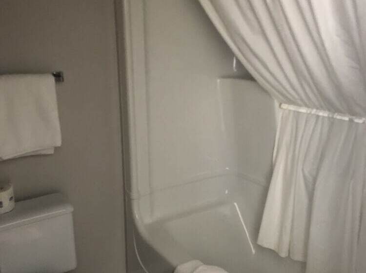 فندق Torrent River Inn