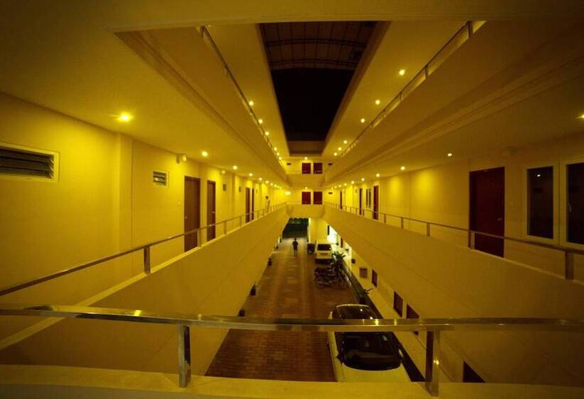 فندق Wayanad Square