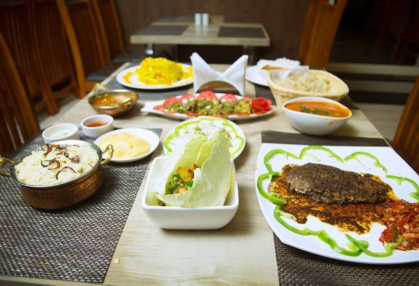 فندق Wayanad Square