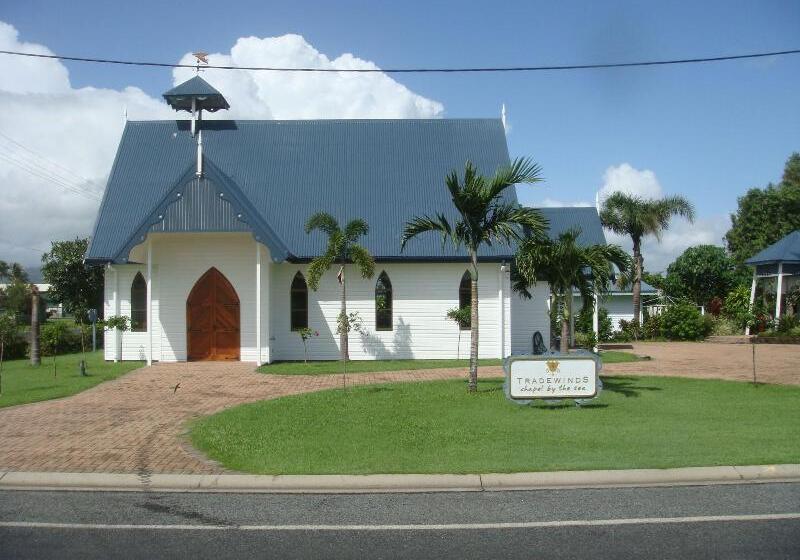 Kurrmine Beach Motel