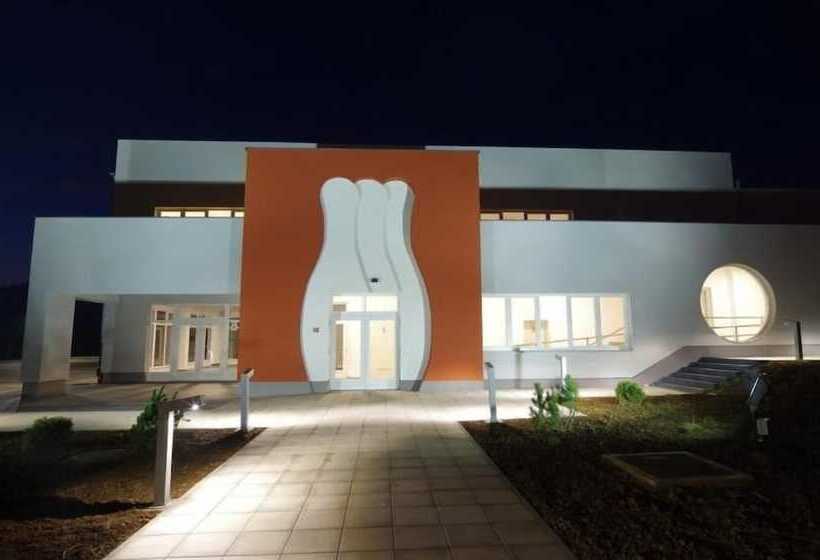 פנסיון Ad Astra House