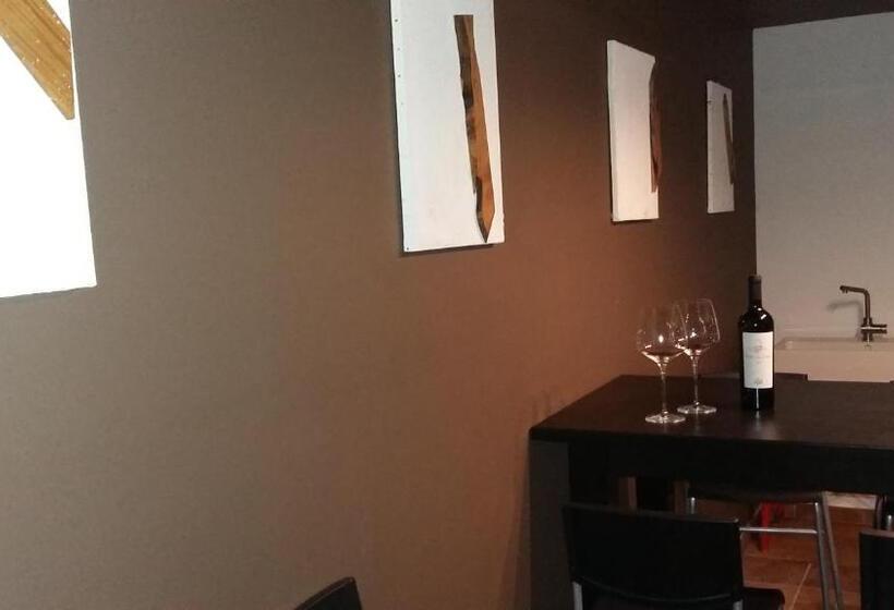 بنسيون Bed & Wine Rocco Zambri