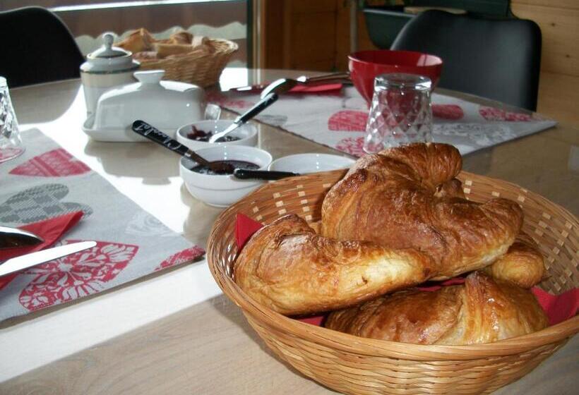 بنسيون Chalet Les Aigles