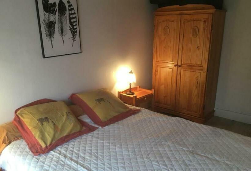 Pensiune Chambres D Hotes Dans Les Gorges De La Sioule