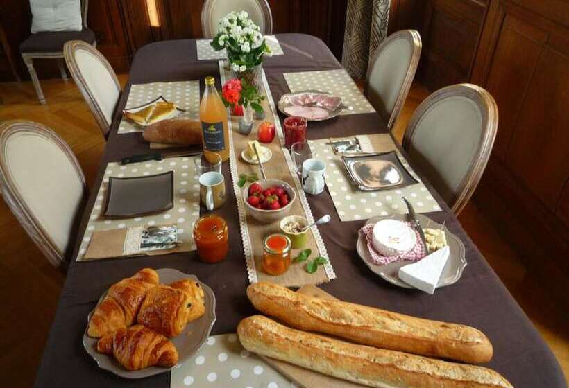 פנסיון Château De Plessier Roza