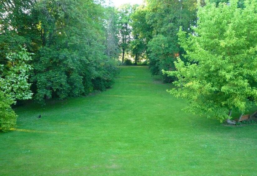 פנסיון Château De Plessier Roza