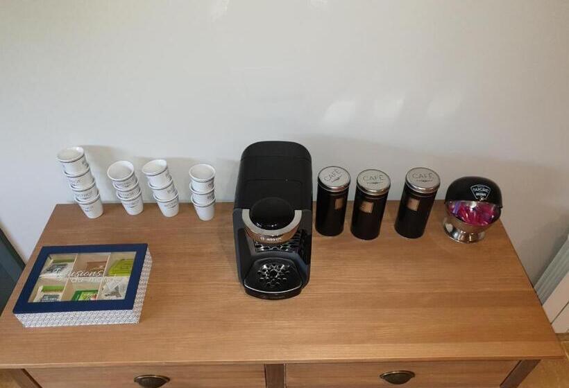 Пансион Cosy Wood House