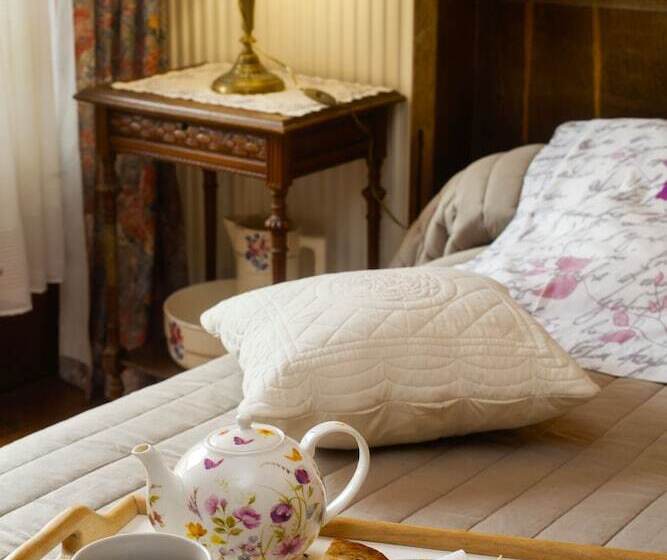 بنسيون Domaine De Montflix