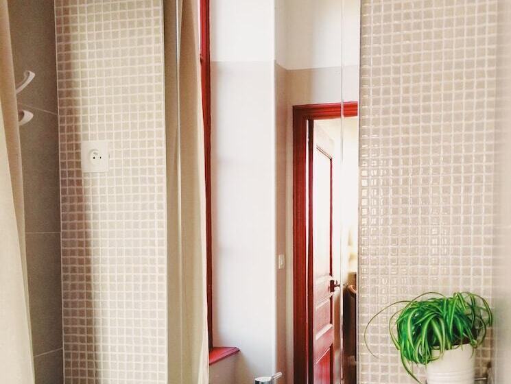 Пансион Fontclaire En Provence