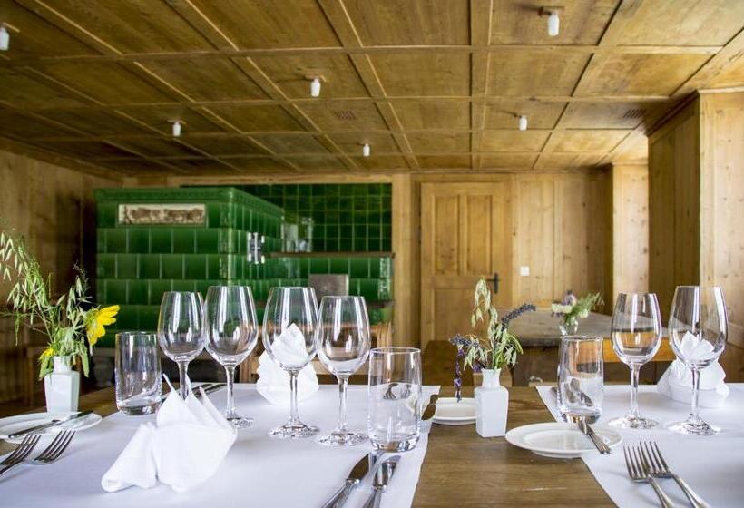 بنسيون Gasthaus Zum Bauernhof