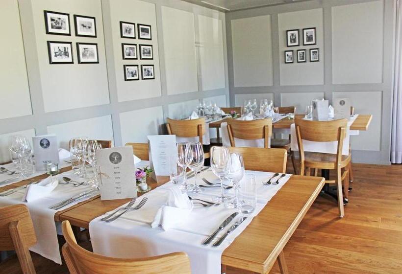 بنسيون Gasthaus Zum Bauernhof