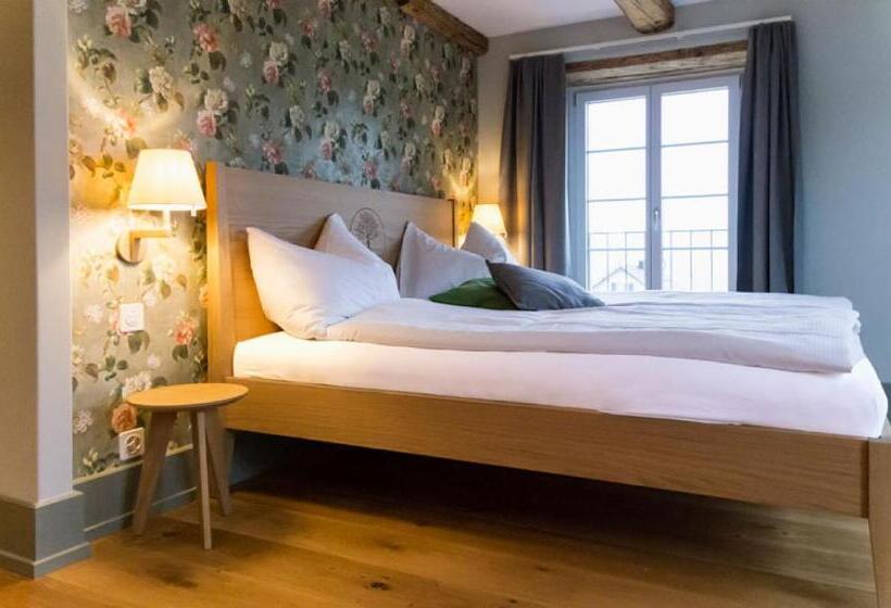 بنسيون Gasthaus Zum Bauernhof