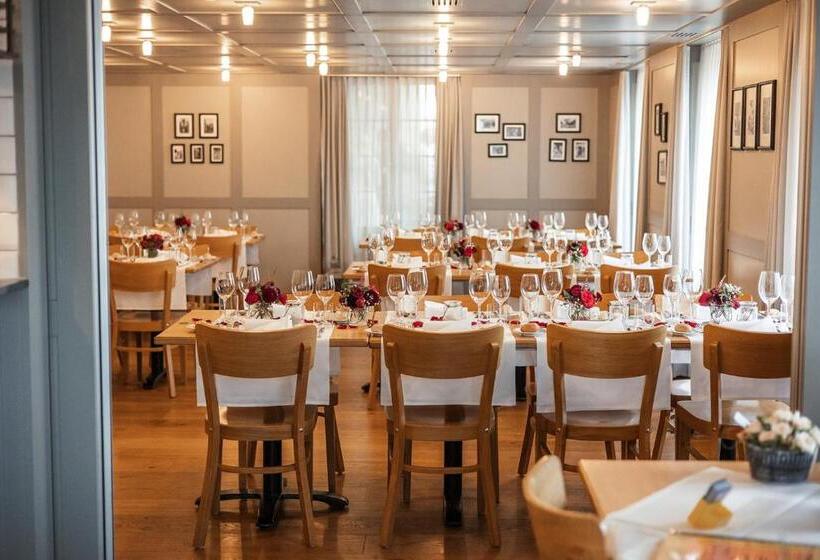 بنسيون Gasthaus Zum Bauernhof