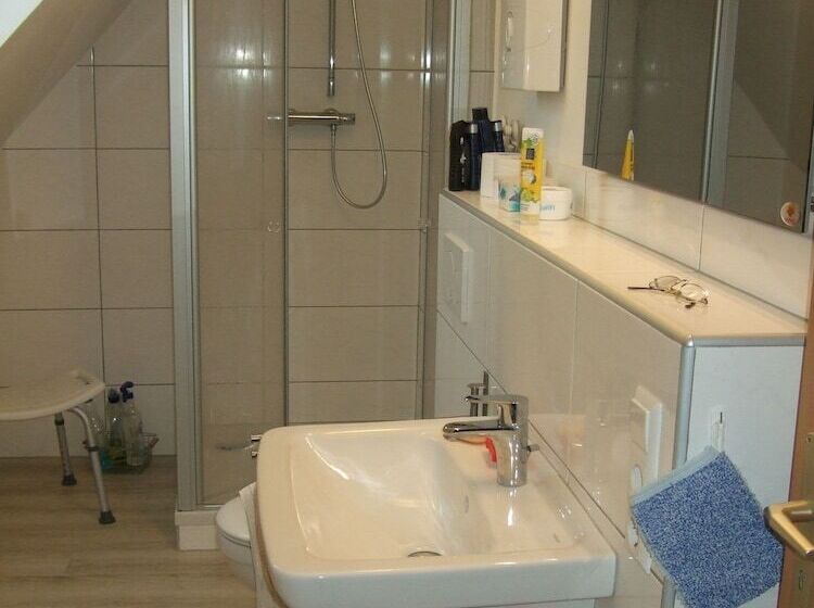 ペンション Gästehaus Kissel