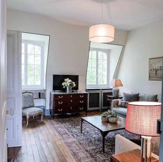 פנסיון La Régie De Courances