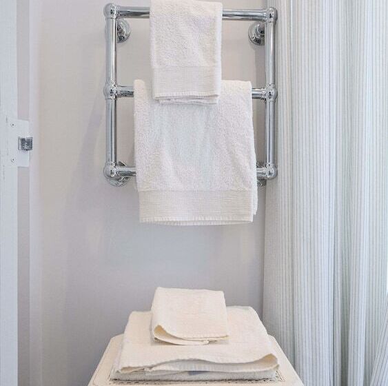 פנסיון La Régie De Courances