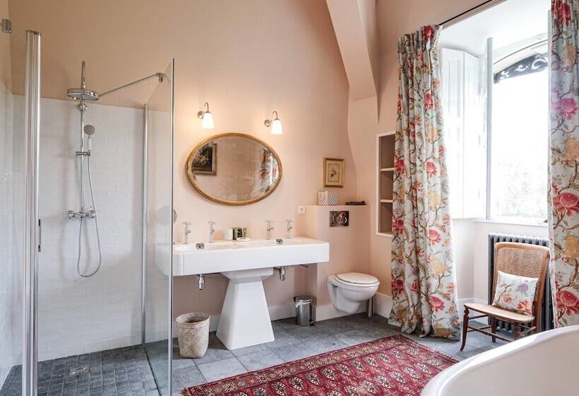 بنسيون La Régie De Courances