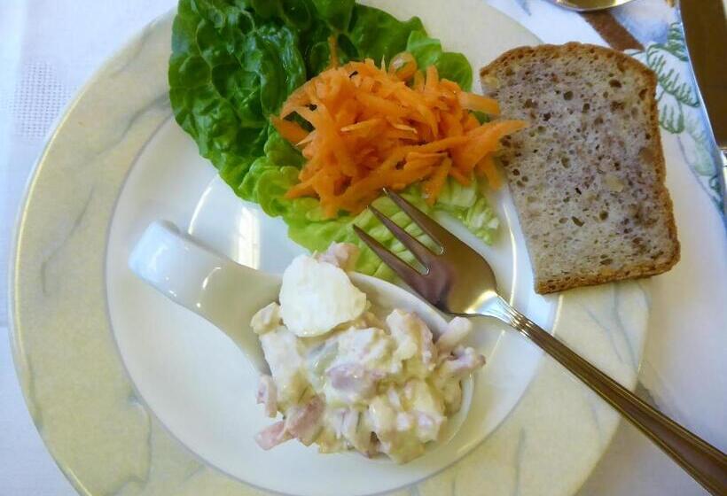 ペンション Landgasthof Schneller