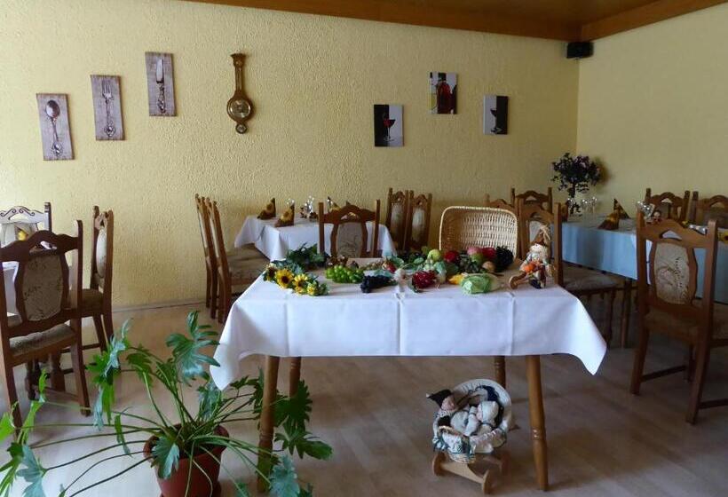 ペンション Landgasthof Schneller