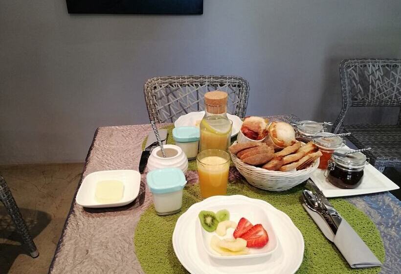 Пансион Maison D'hotes Couvent D'alando