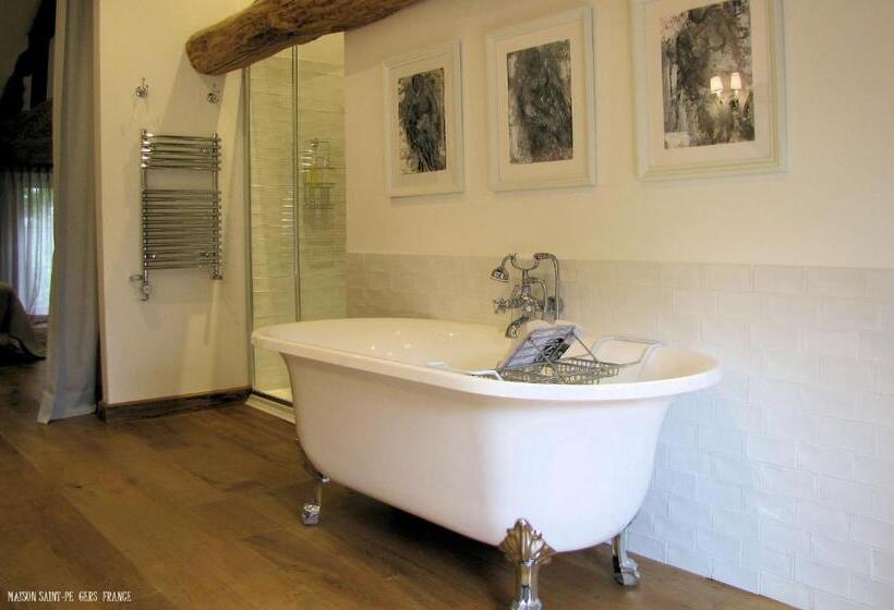 Пансион Maison Saintpé