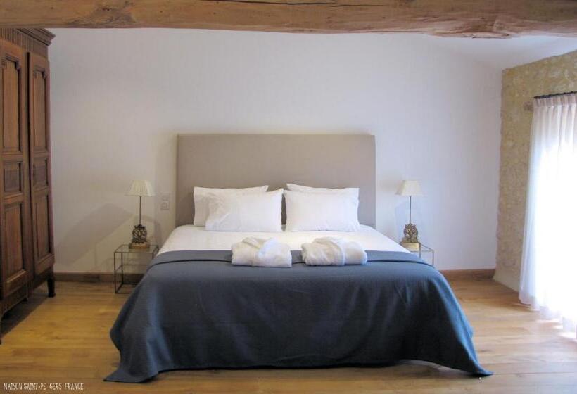 Пансион Maison Saintpé