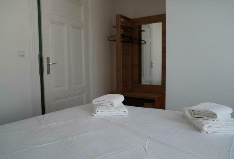 펜션 Millrather Brauhaus