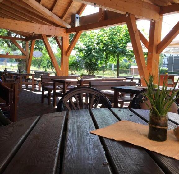 بنسيون Restaurant Zur Post