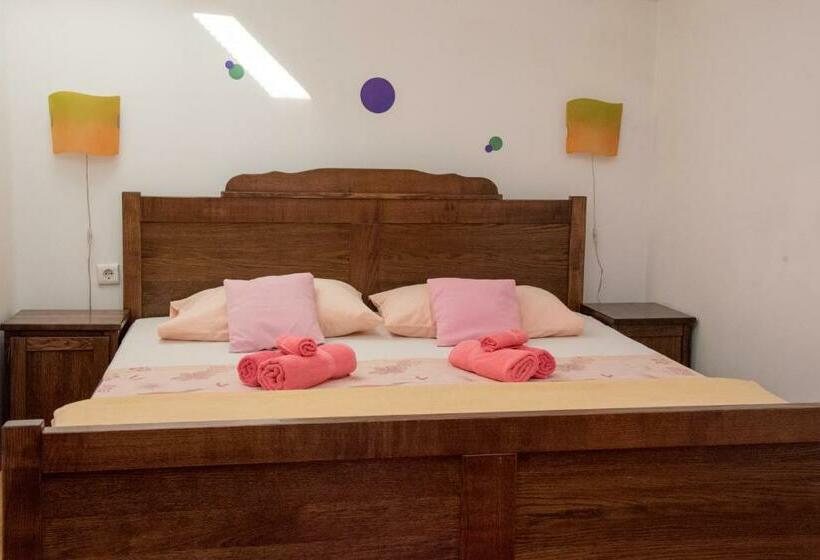 بنسيون Smještaj Slavonija