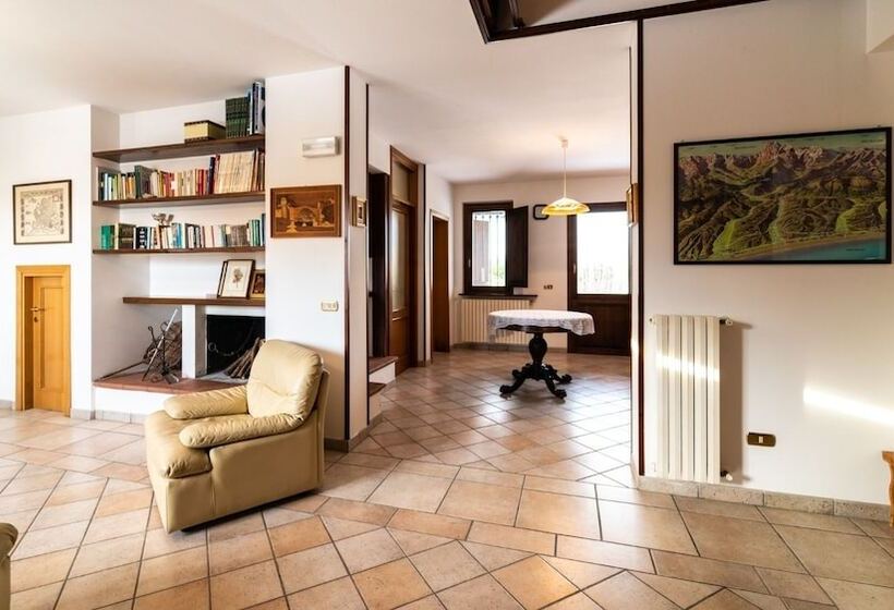 بنسيون Tramonti Guesthouse&affittacamere