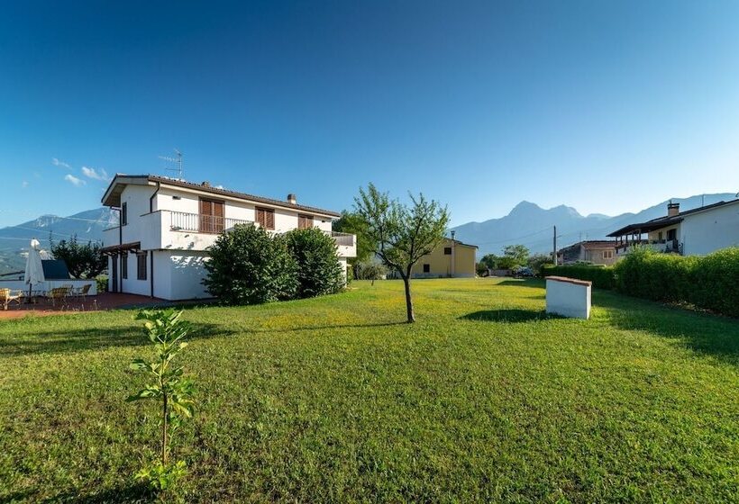 بنسيون Tramonti Guesthouse&affittacamere