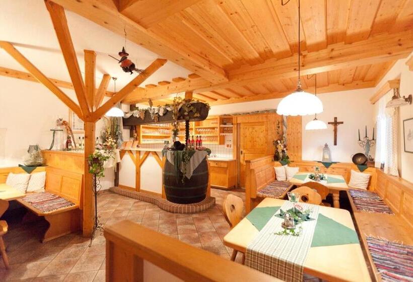 Пансион Weingut Seiner Vlg. Kraxner