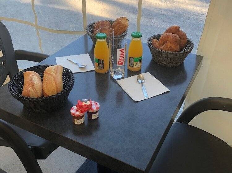 منتجع Les Gites De Montmartre