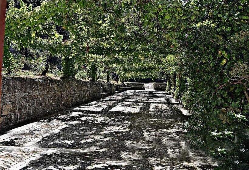 Valle Maira, Agriturismo Nel Parco Dei Nebrodi