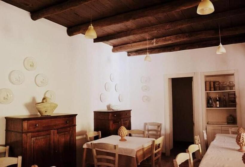 Valle Maira, Agriturismo Nel Parco Dei Nebrodi