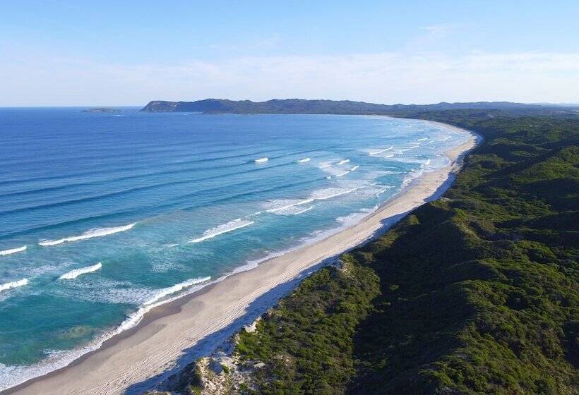 William Bay Cottages