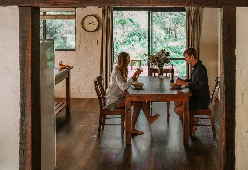 William Bay Cottages