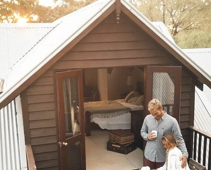 William Bay Cottages