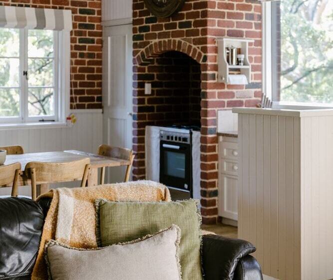 William Bay Cottages