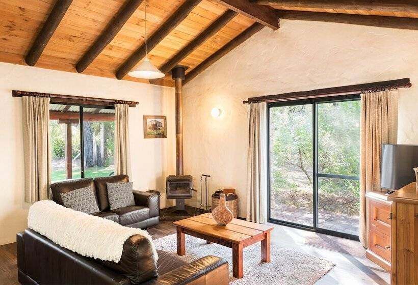 William Bay Cottages