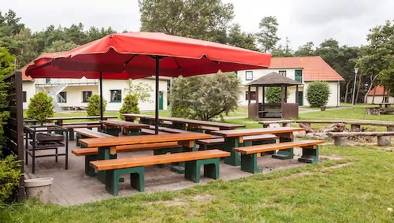 호스텔 Jugenddorf Wittow