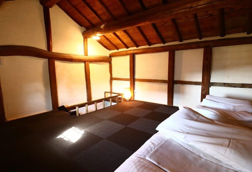 Asuka Guest House   Hostel