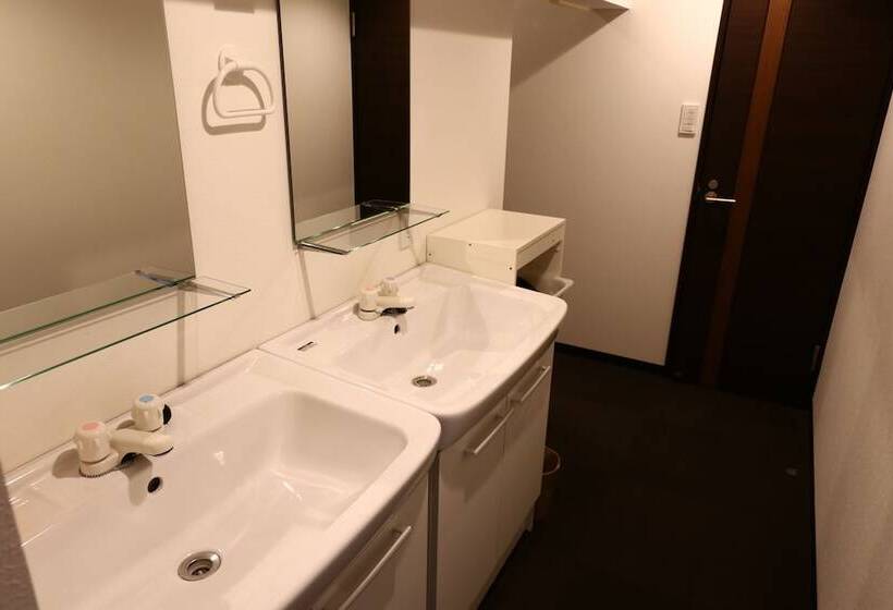 Asuka Guest House   Hostel