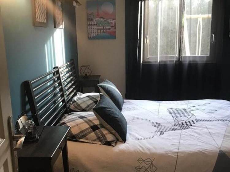 Bed and Breakfast Au Bord De L Eau