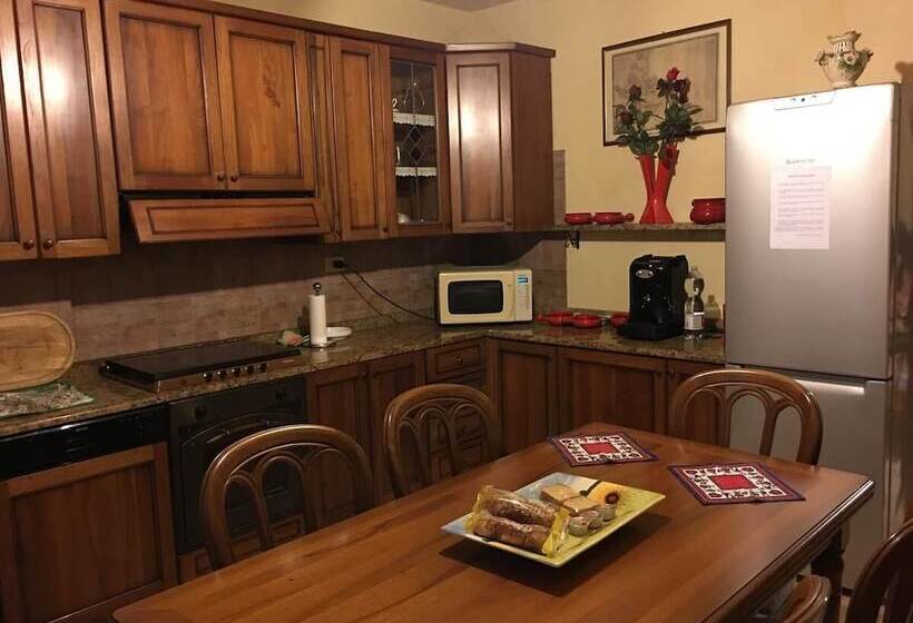 ベッドアンドブレックファースト Ca' Le Rose