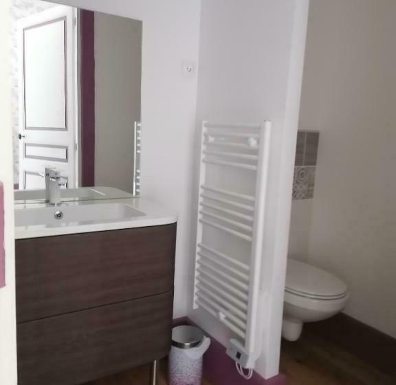 مبيت وإفطار Chateau De Chavannes