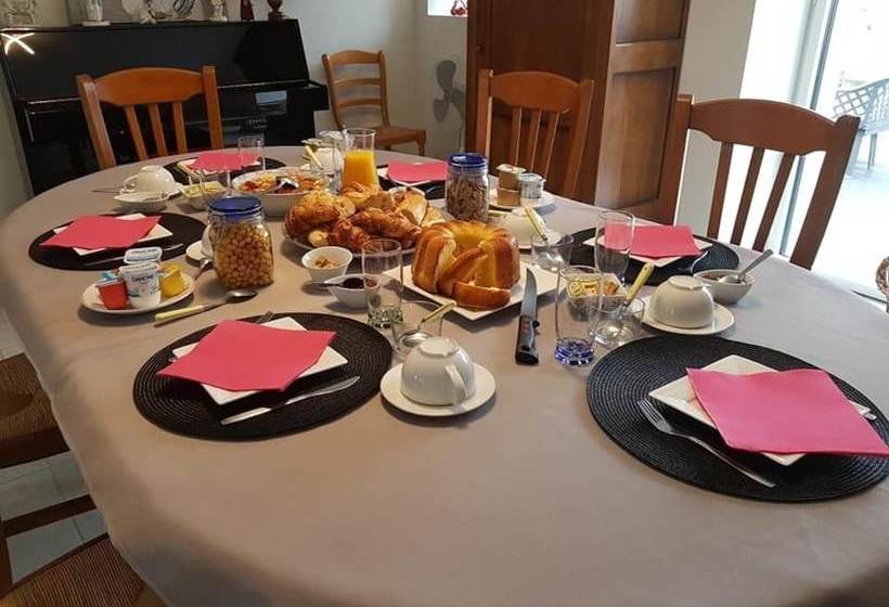 ベッドアンドブレックファースト Chez Onna