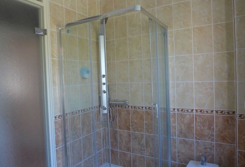 مبيت وإفطار Domaine De L Arche De René