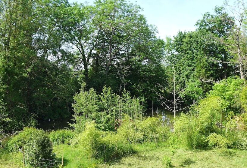 مبيت وإفطار Domaine De L Arche De René